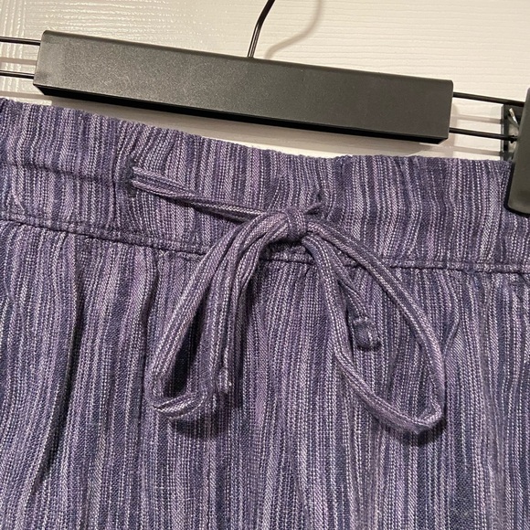 NWT Time & Tru Size S Blue Linen Blend Comfy Pull On Drawstring Shorts Pockets - Picture 2 of 16